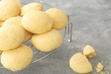 Ev yapımı limonlu kurabiye ile kabin soğutma  