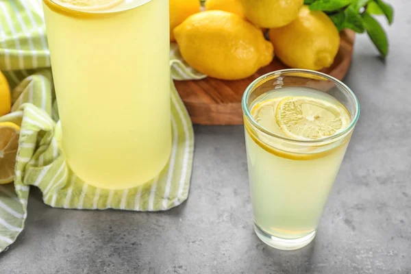 Glass of lemon juice — Stock Photo, Image
