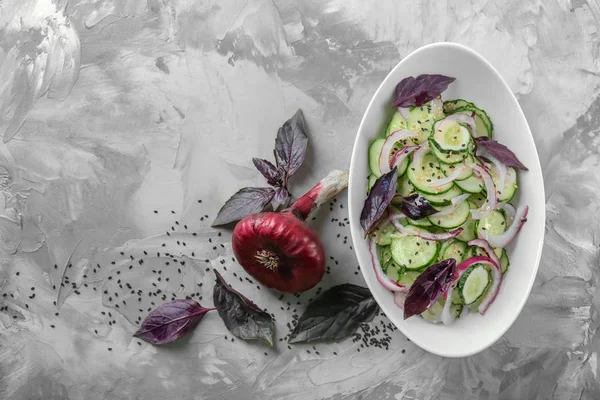 Salada de pepino fresco — Fotografia de Stock