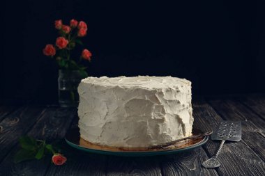 Lezzetli vanilyalı Pasta krema ile 