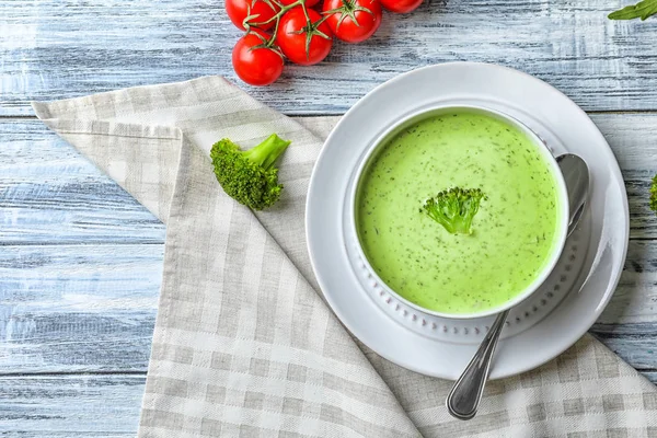 Kom met heerlijke broccoli soep — Stockfoto