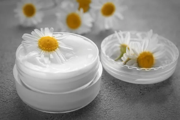 Body cream in white cosmetic jar — Stock Photo, Image