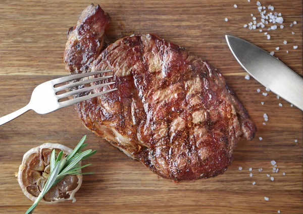 Heerlijke gegrilde steak — Stockfoto