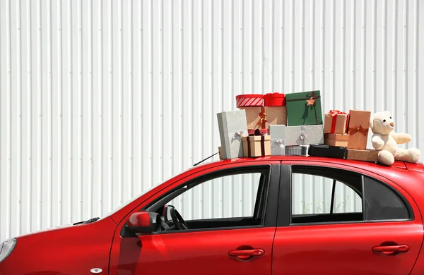 O carro vermelho do Pai Natal — Fotografia de Stock