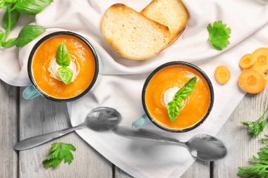 Lezzetli havuç çorbası