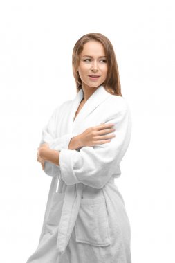 Duş sonra bornoz kadında