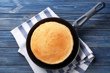 Lezzetli ince krep yığını 