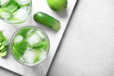 serinletici su nane ve salatalık ile 