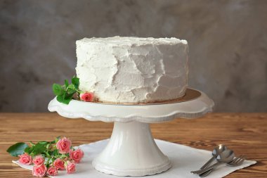 Lezzetli vanilyalı Pasta krema ile 