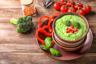 dolmalık biber kase brokoli çorbası 