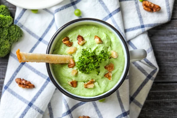 lezzetli brokoli çorbası