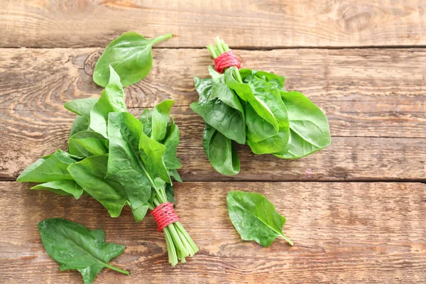 Fresh spinach bunches — Stock Photo, Image