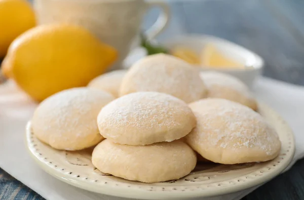 Plate with homemade lemon cookies — Stock Photo, Image