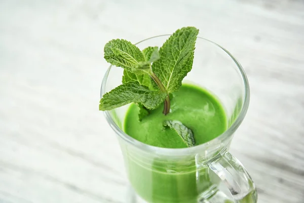 Vaso de jugo verde saludable — Foto de Stock