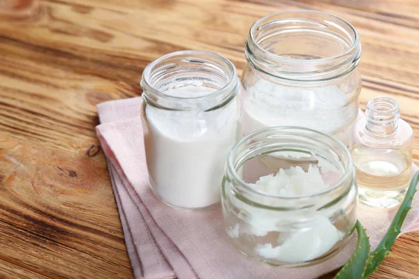 Deodorant için malzemeler ile kompozisyon  