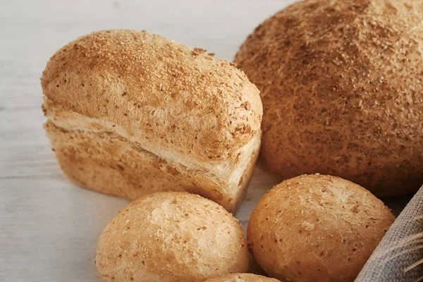 Lezzetli taze ekmek — Stok fotoğraf