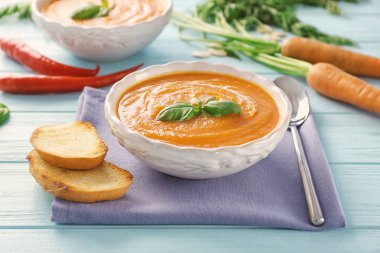 Lezzetli havuç çorbası