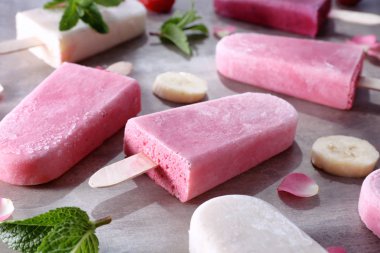 Lezzetli yoğurt dondurma 