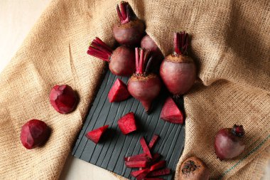 Kurulu ile lezzetli olgun pancar 