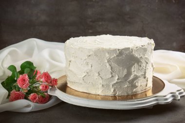 vanilyalı Pasta krema ile 