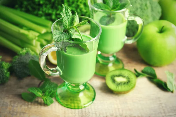 녹색 건강 주스 — 스톡 사진