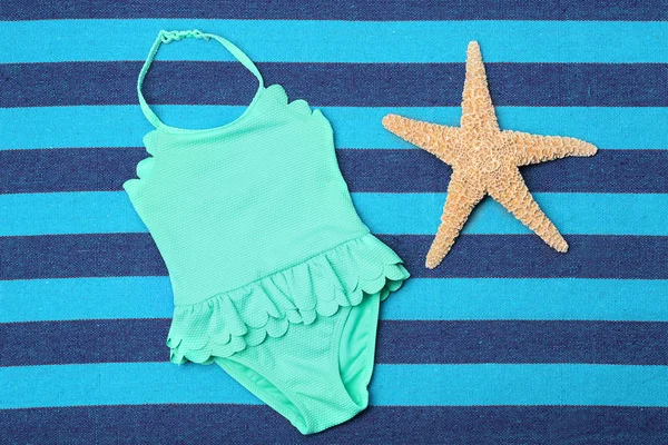 Deniz yıldızı ile küçük bebek mayo 