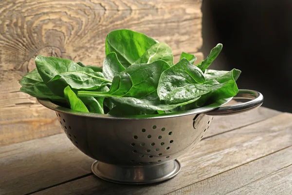 Fresh spinach leaves — Stock Photo, Image