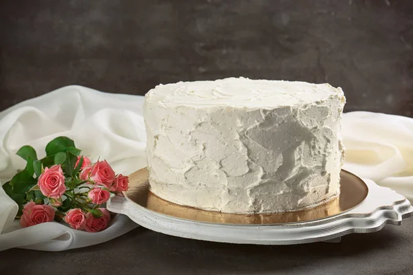 vanilyalı Pasta krema ile 