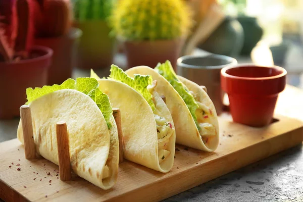 Deliciosos tacos con filete — Foto de Stock