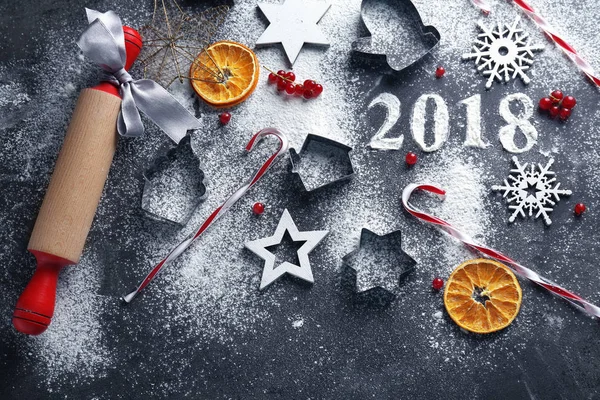 Çerez kesici ile Noel kompozisyon