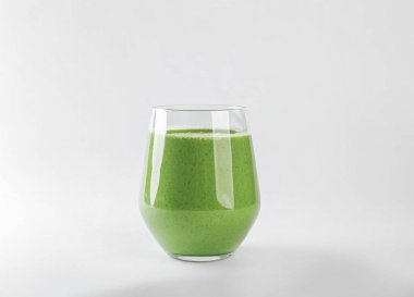 Taze yeşil smoothie  