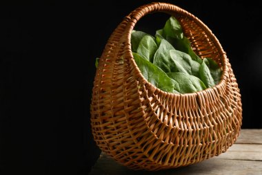 taze ıspanak yaprakları