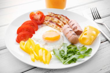 Yumurta ile lezzetli breakfast 