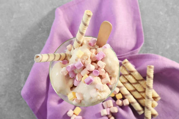 Sabroso helado de yogur — Foto de Stock