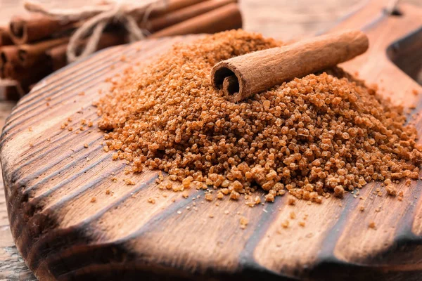 Tarçınlı şeker ile kompozisyon  