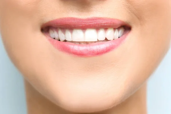 Woman with healthy teeth — Stock Photo, Image