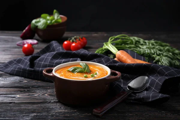 Lezzetli havuç çorbası