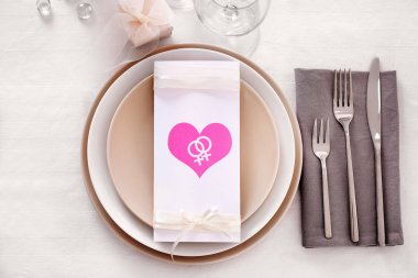 Lezbiyen düğün için güzel sofra