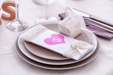 Lezbiyen düğün için güzel sofra