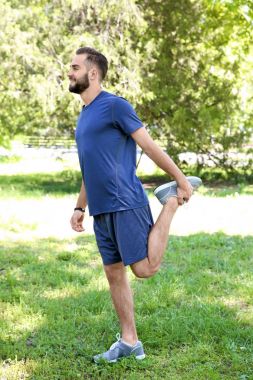 Spor yapan erkek bacaklar için egzersiz