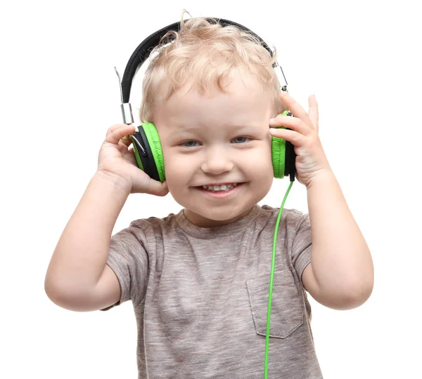 Mignon petit garçon avec écouteurs — Photo