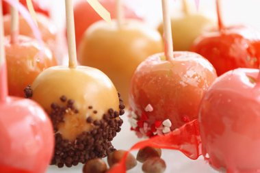 lezzetli şeker elma