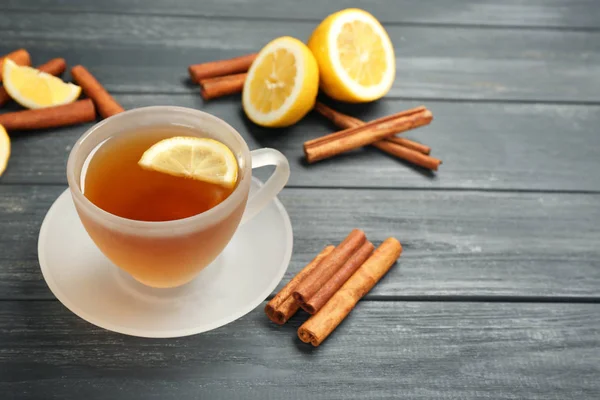 Tè alla cannella caldo — Foto Stock