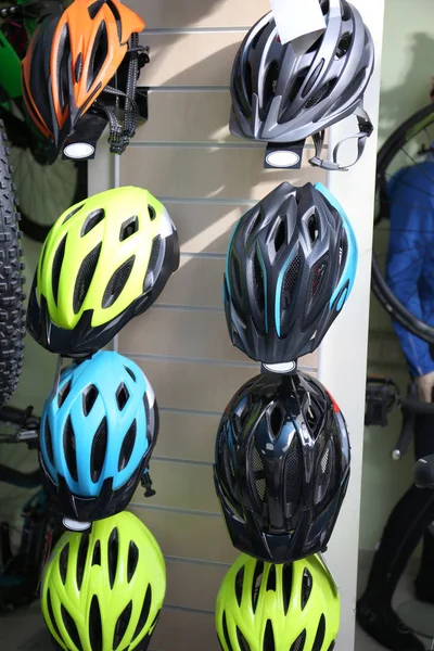 yeni bisiklet kaskları