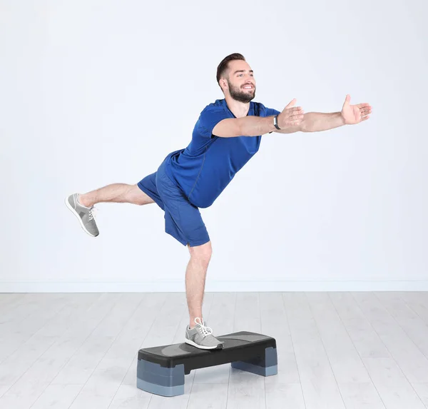 Homem formação pernas — Fotografia de Stock