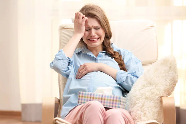 Wanita hamil emosional. — Stok Foto