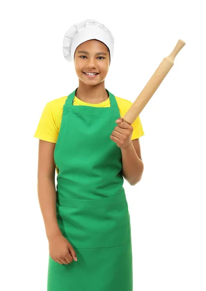 Afro-Amerikaanse jongen in chef-kok uniform op witte achtergrond. Concept van kooklessen — Stockfoto