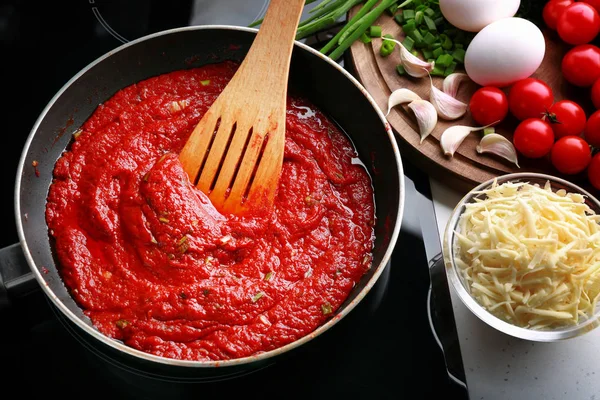 lezzetli baharatlı sos 