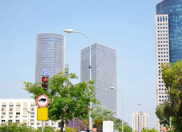 Modern şehir binaları