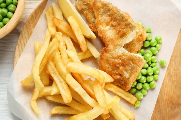 Tasty fried fish — Stock Photo, Image